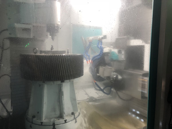 成型磨齒機磨削大齒輪